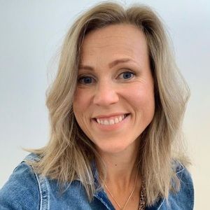 Meet your Posher, Riikka